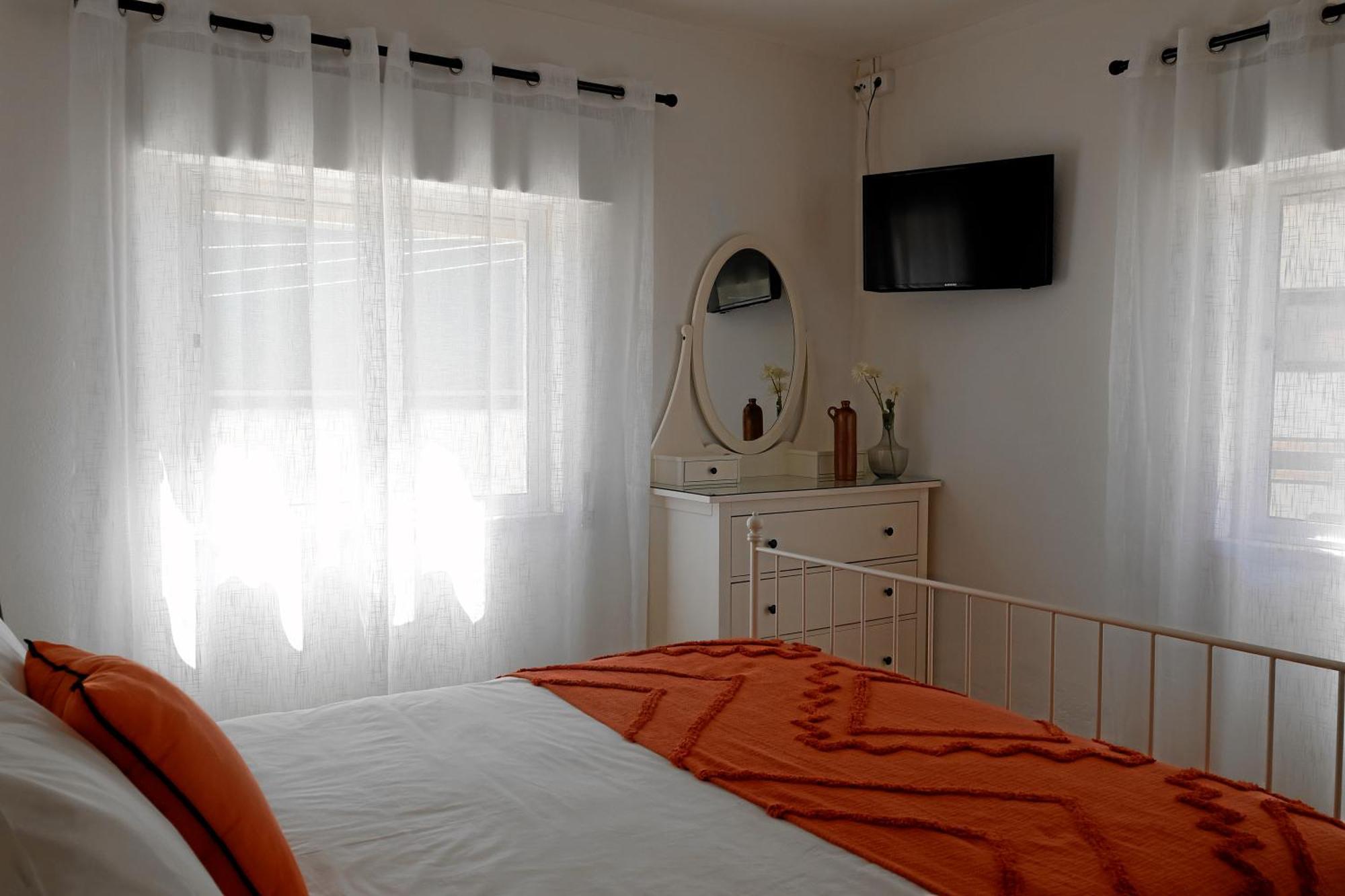 *Private Outdoor Area* 300M-Beach, Swing/No Stairs Sao Martinho do Porto Ngoại thất bức ảnh